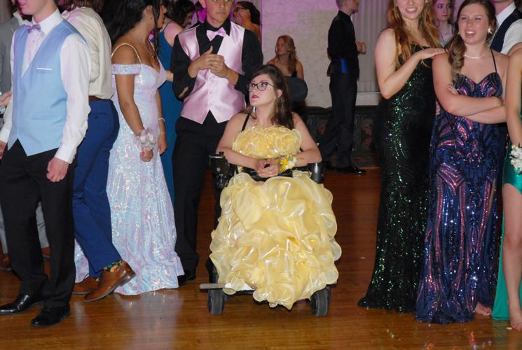 Lapel Prom Gallery Photos