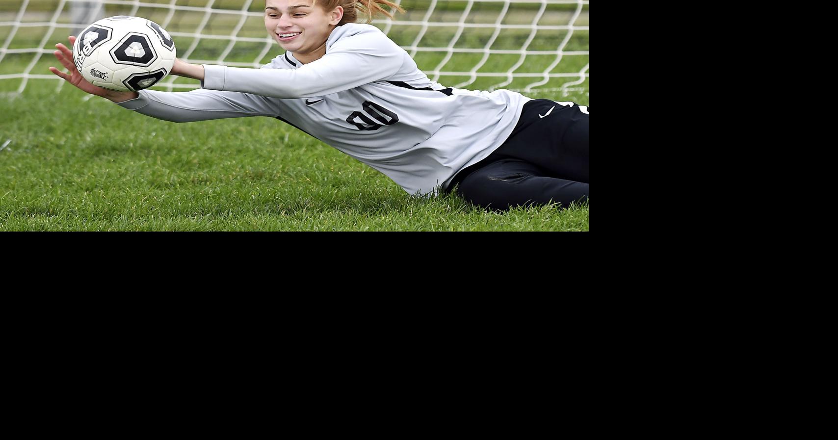 Girls Soccer Athlete of the Year | Athletesoftheyear | heraldbulletin.com