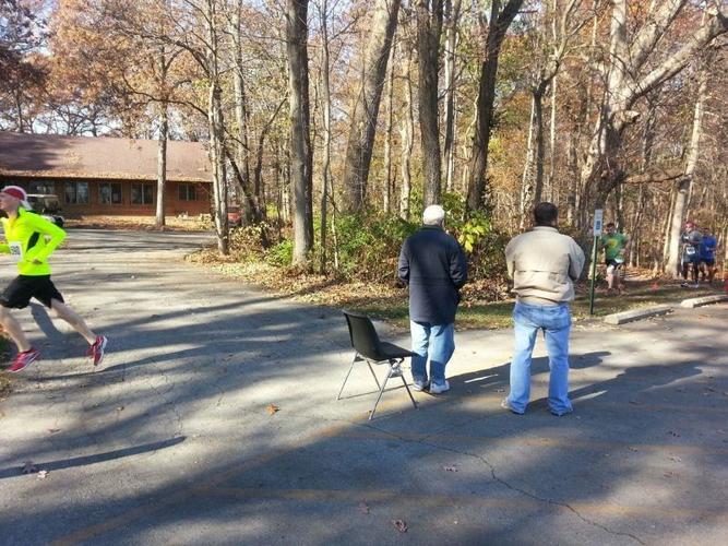 Run the Mounds draws runners from around state Local News