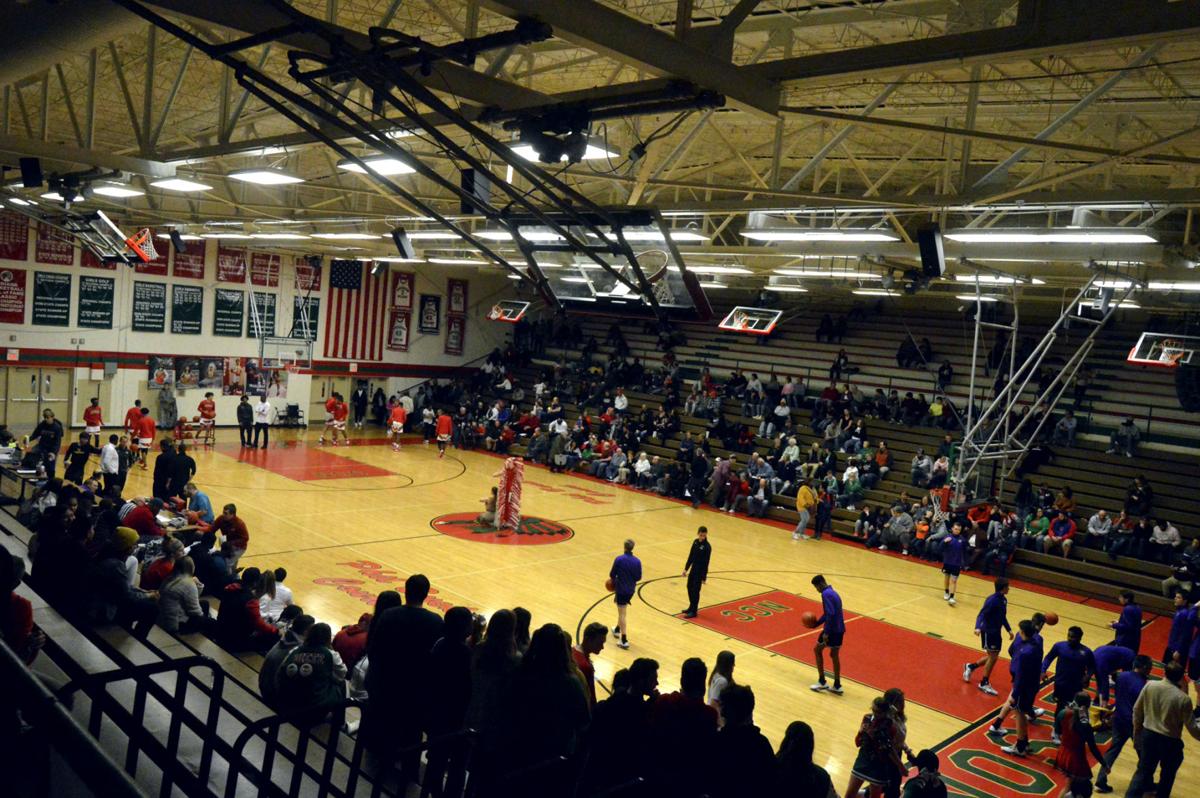 Big Indiana Gym: Marion's Bill Green Arena the 'biggest show in town