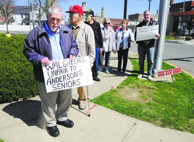 Walgreens closing brings out protesters | Local News | heraldbulletin.com