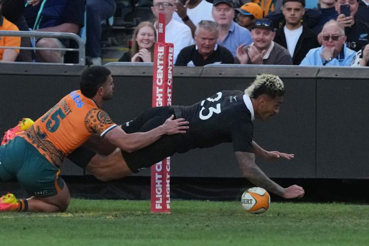 After a dominant 1st half, New Zealand beats Australia 43-21 in the 2nd ...