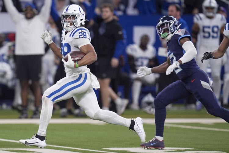 Colts run, run past Rudolph, Titans | Colts | heraldbulletin.com