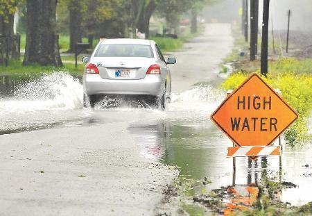 As Flooding Fears Continue County Offers Sandbags Local News Heraldbulletin Com