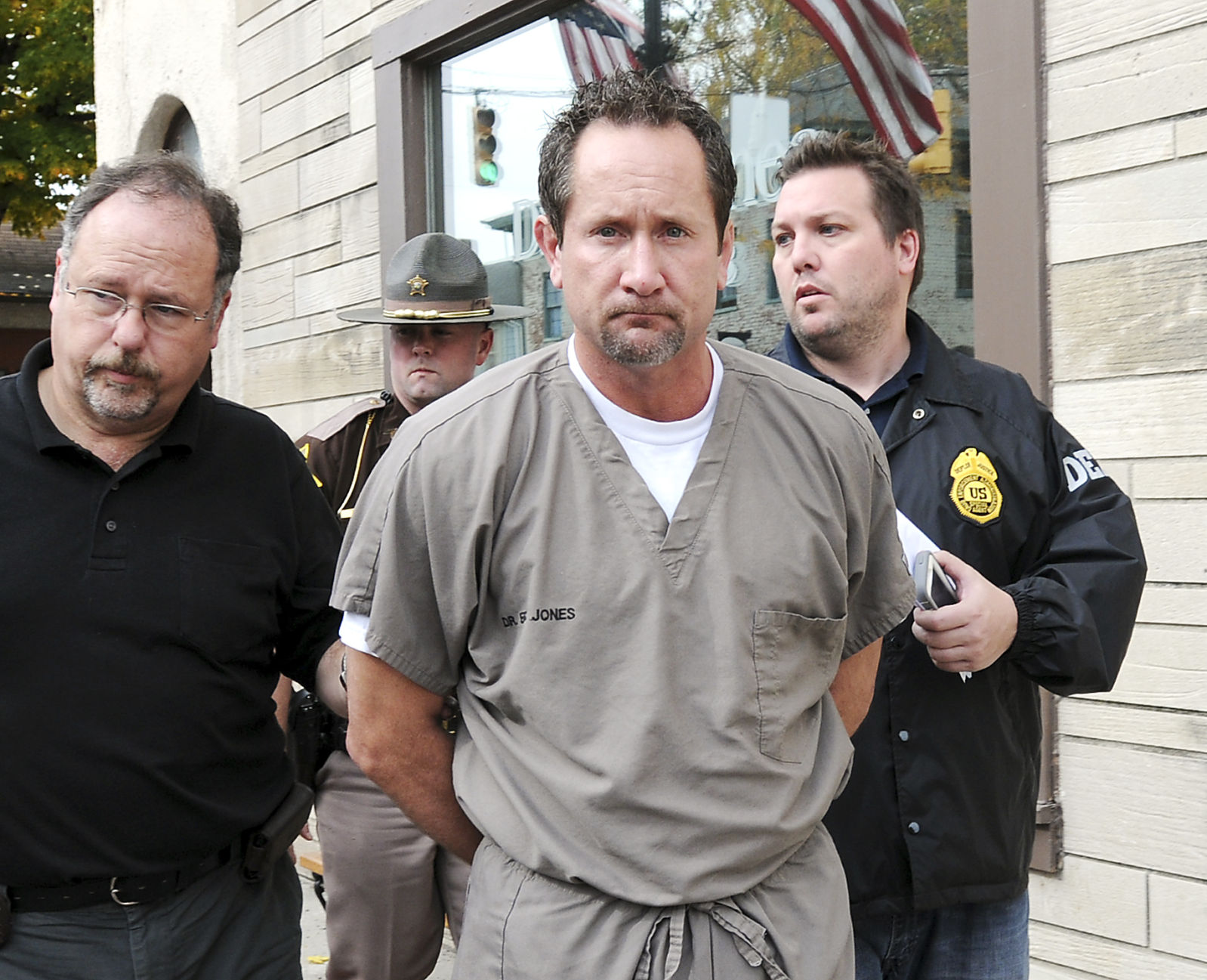 Pendleton doctor's license suspended for 7 years Local News