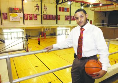 Vision Quest Washington Carves Out Success At Crispus Attucks Sports Heraldbulletin Com
