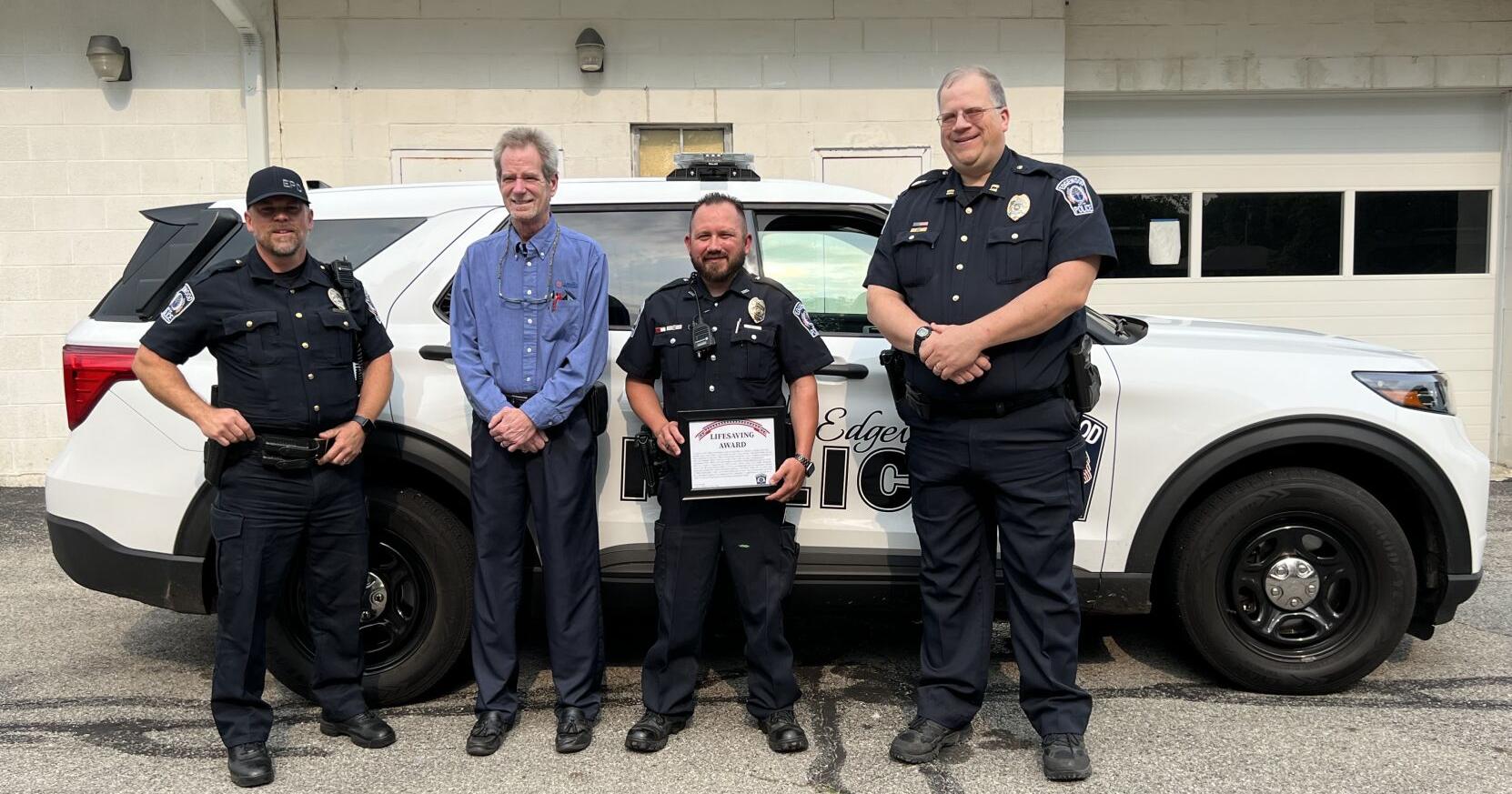 Good Morning: Officer recognized with life-saving award - Vimarsana News
