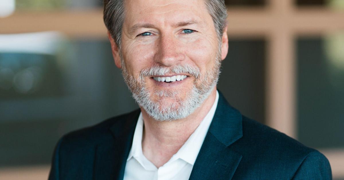Randy Trutt Others Who Made a Difference: Truitt's work-hard, play-hard approach ...