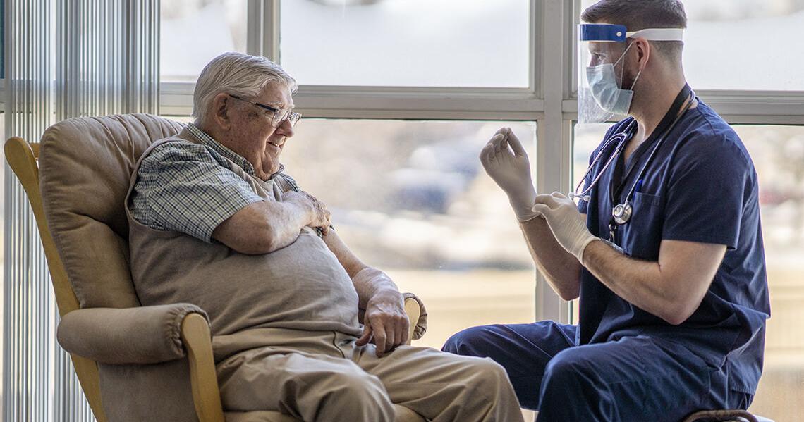 Illinois law helps boost nursing home staff levels, but severe shortages remain - Vimarsana News