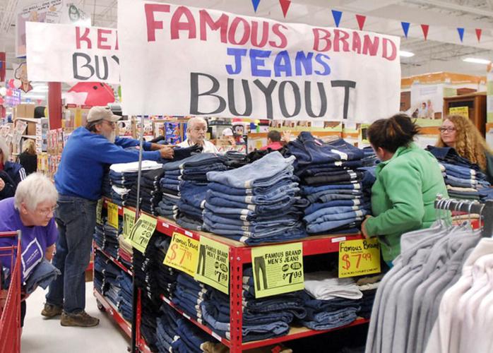 Shoppers pack Ollie's grand opening event | Local News ...