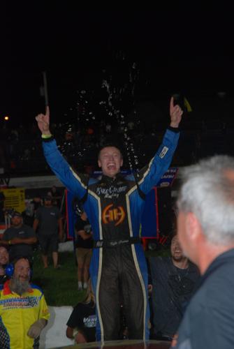 Photos: Victory screech! Richardson celebrates winning the