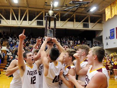 Tigers Tale Alexandria Rallies Past Ph To Win First Madison County Boys Basketball Title High School Sports Heraldbulletin Com