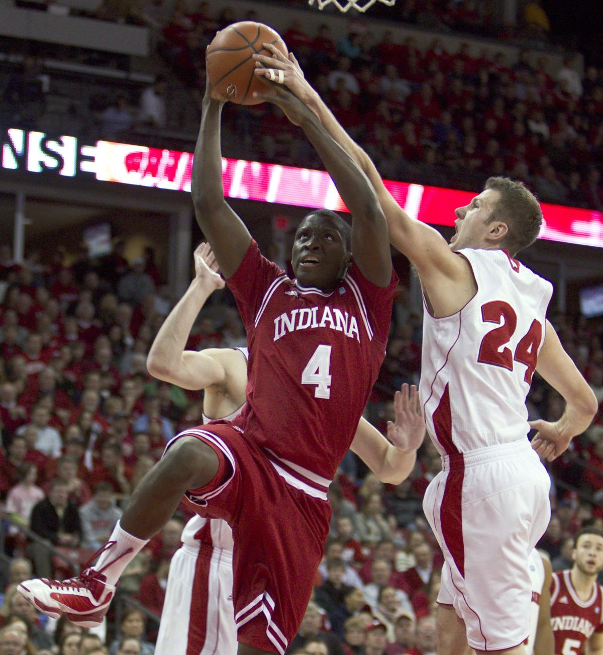 Taylor Leads No 18 Wisconsin Past Indiana 69 60 College Sports Heraldbulletin Com