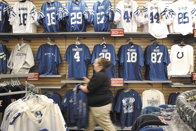 In Selling Jerseys, N.F.L. Is Squeezing Out Small Retailers - The