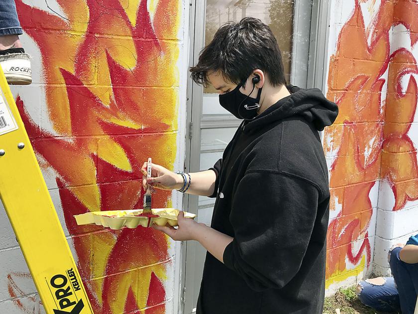 Frankton students' Day of Service benefits many