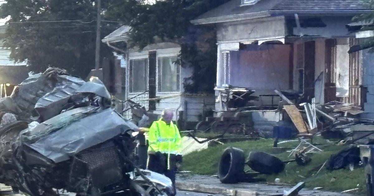 Coroner IDs two killed in Anderson crash after police chase from