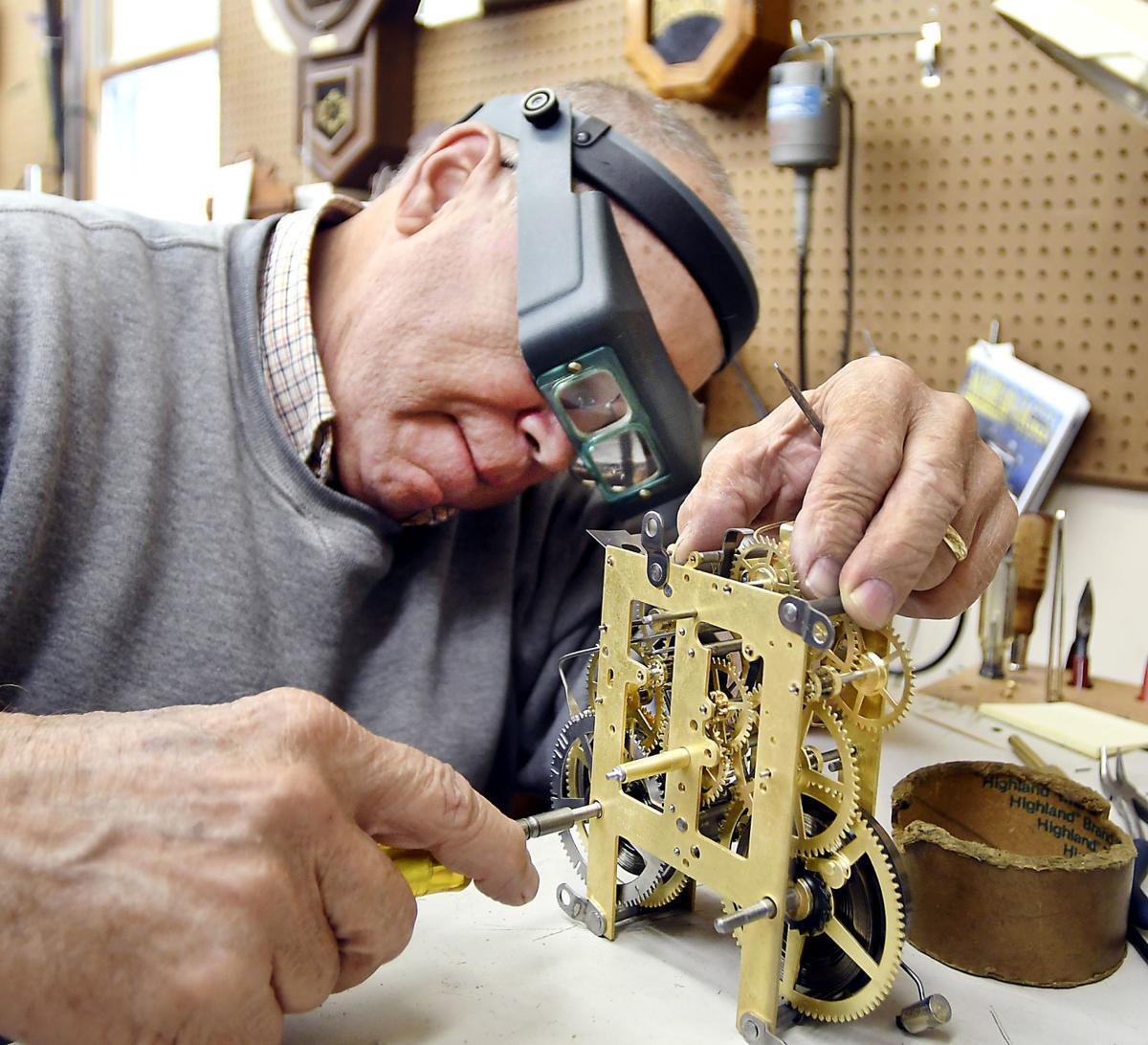 Time S Up Alexandria Clock Shop Closing After 40 Years In Business Business Heraldbulletin Com