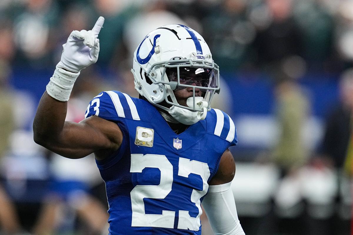 Kenny Moore II showed why he's the trusted veteran in the Colts