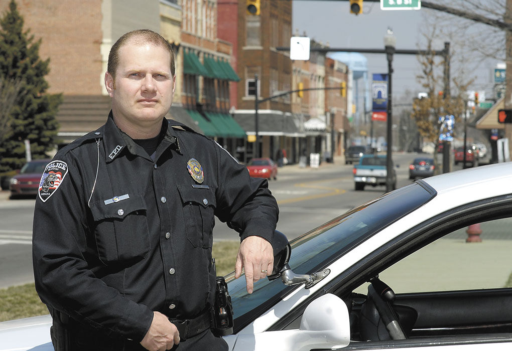 Elwood officer finds life mission in interpreting Local News