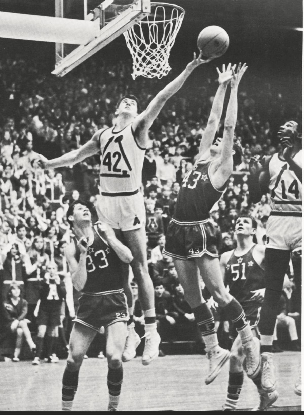 Lapel's Howell, Anderson's Freeman named to Indiana Hoops Hall Sports