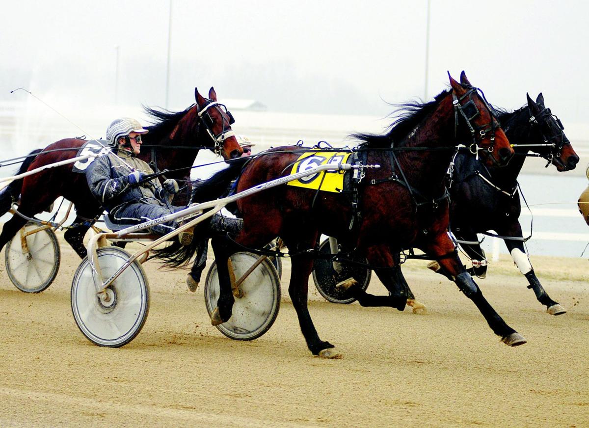 Hoosier Park checks qualifications Sports