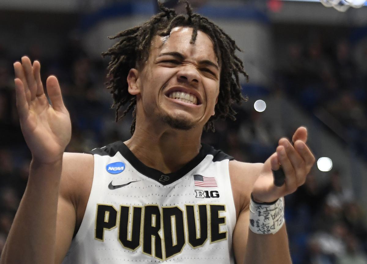 Edwards Helps Purdue Cruise Past Monarchs Into Round Of 32