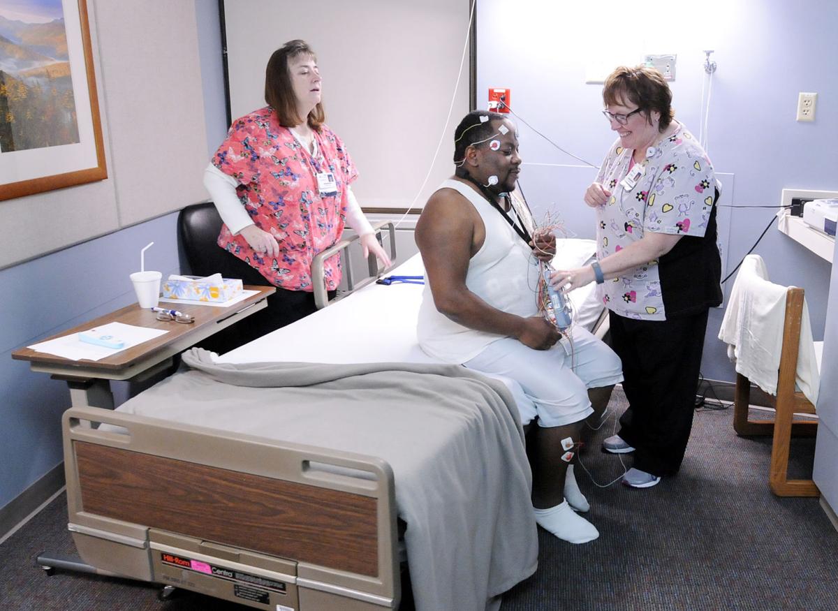 9 10 P.M. St. Vincent Sleep Lab ANNUAL REPORT 24 HOURS IN