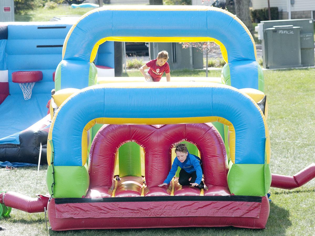 Fall Frenzy draws large crowds to Daleville Local News
