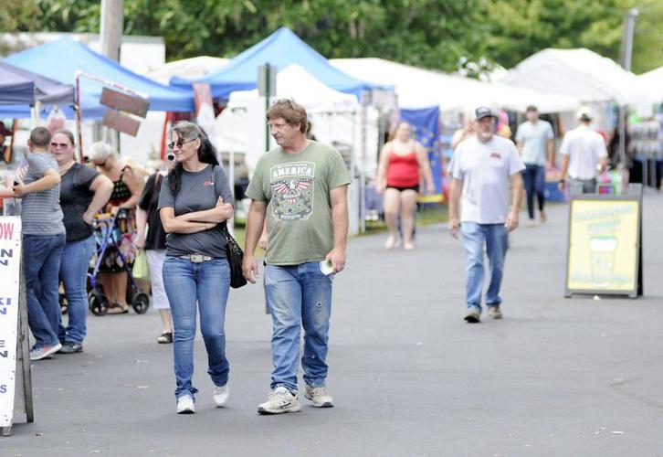 Elwood Glass Festival adds new entertainment wrinkles Local News