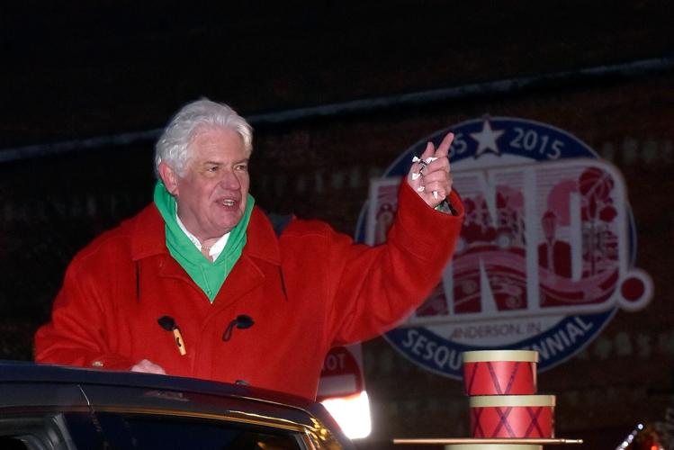 Anderson’s annual Christmas kickoff draws thousands to Santa