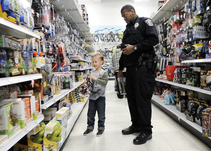 Maine Red Claws join 'Shop with a Cop' program to help spread holiday cheer