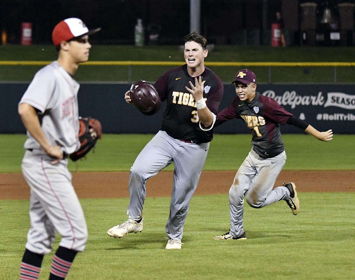 King Of The Fight Tigers Win 2a Baseball Championship Sports