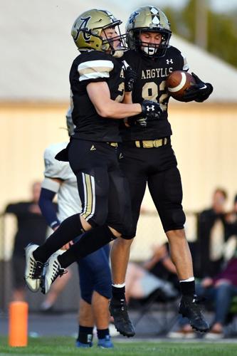 M-G ground game pounds Oak Hill | High School Sports