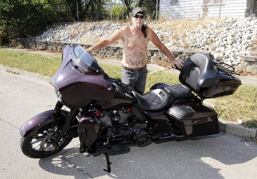 Wallpaper Outlaws Come To Anderson Local News Heraldbulletin Com Free