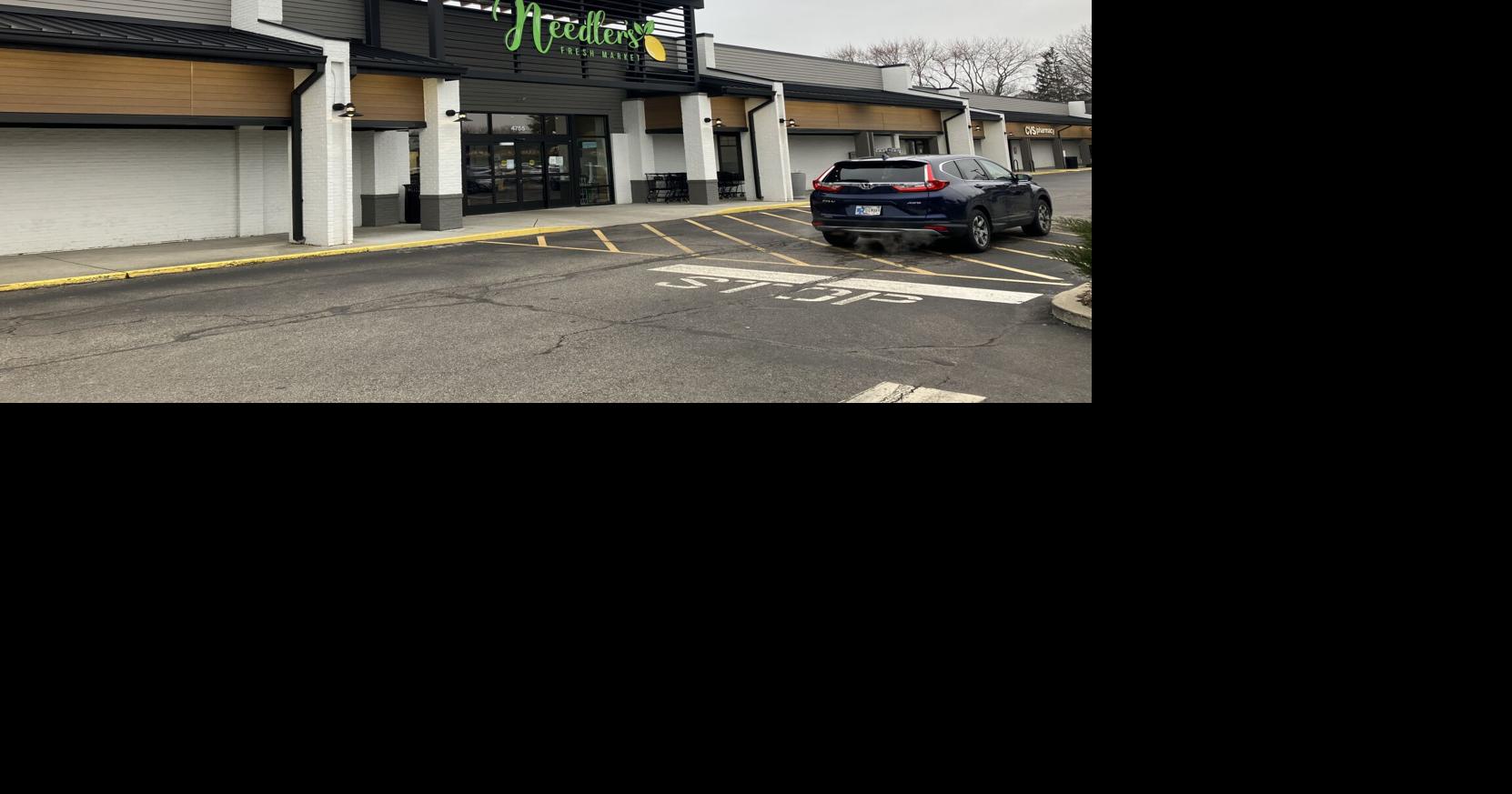 Anderson accepts lone bid for west side grocery, hardware stores