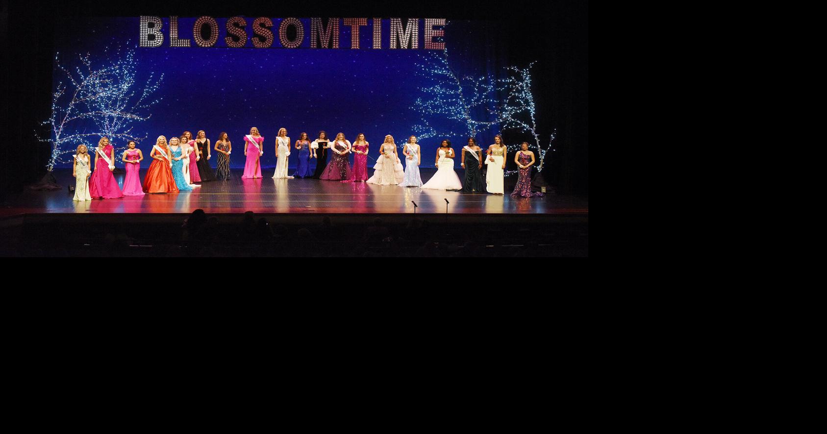 Miss Blossomtime and Mr. Blossomtime Pageant, Showcase of Queens