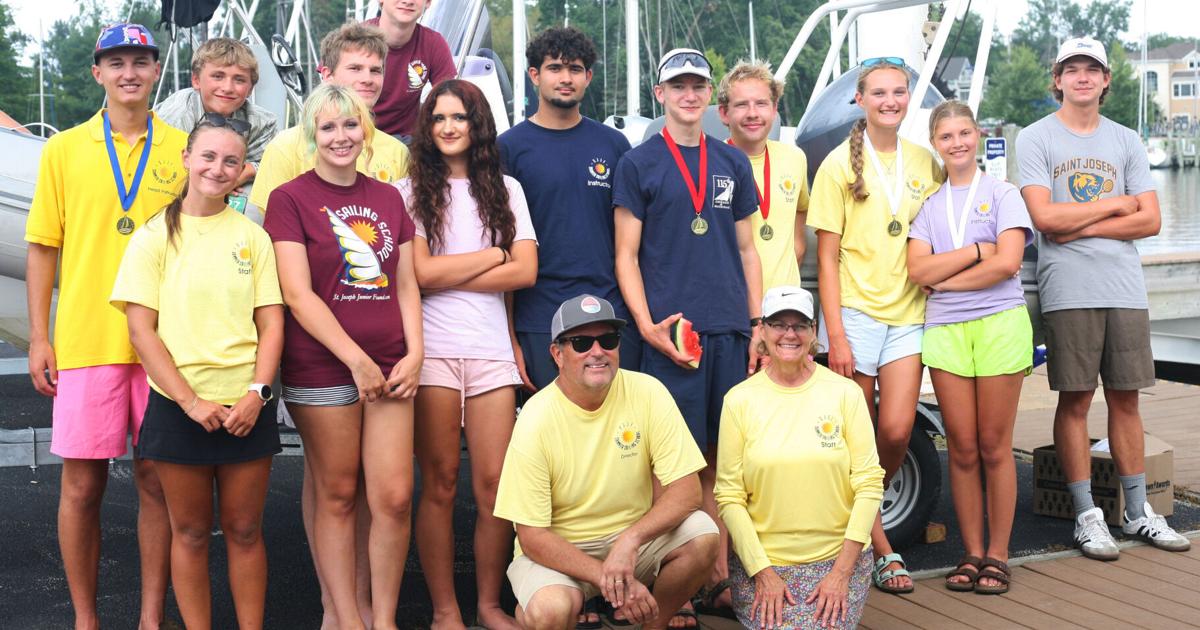 St. Joseph summer sailing school hands out awards