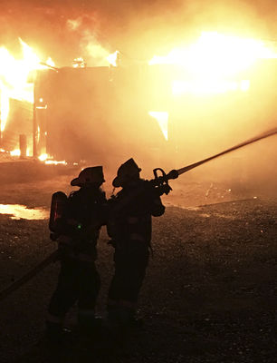 Baroda storage building lost in early Saturday morning fire