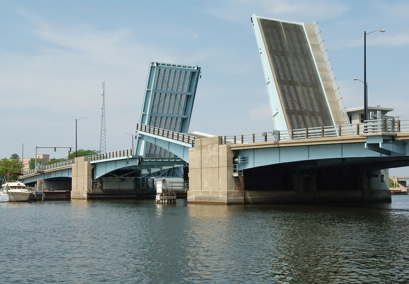 Bicentennial Bridge to remain closed until Thursday, MDOT says