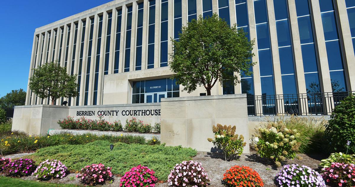 Former Lincoln Township cop pleads no contest to falsifying salvage vehicle inspections