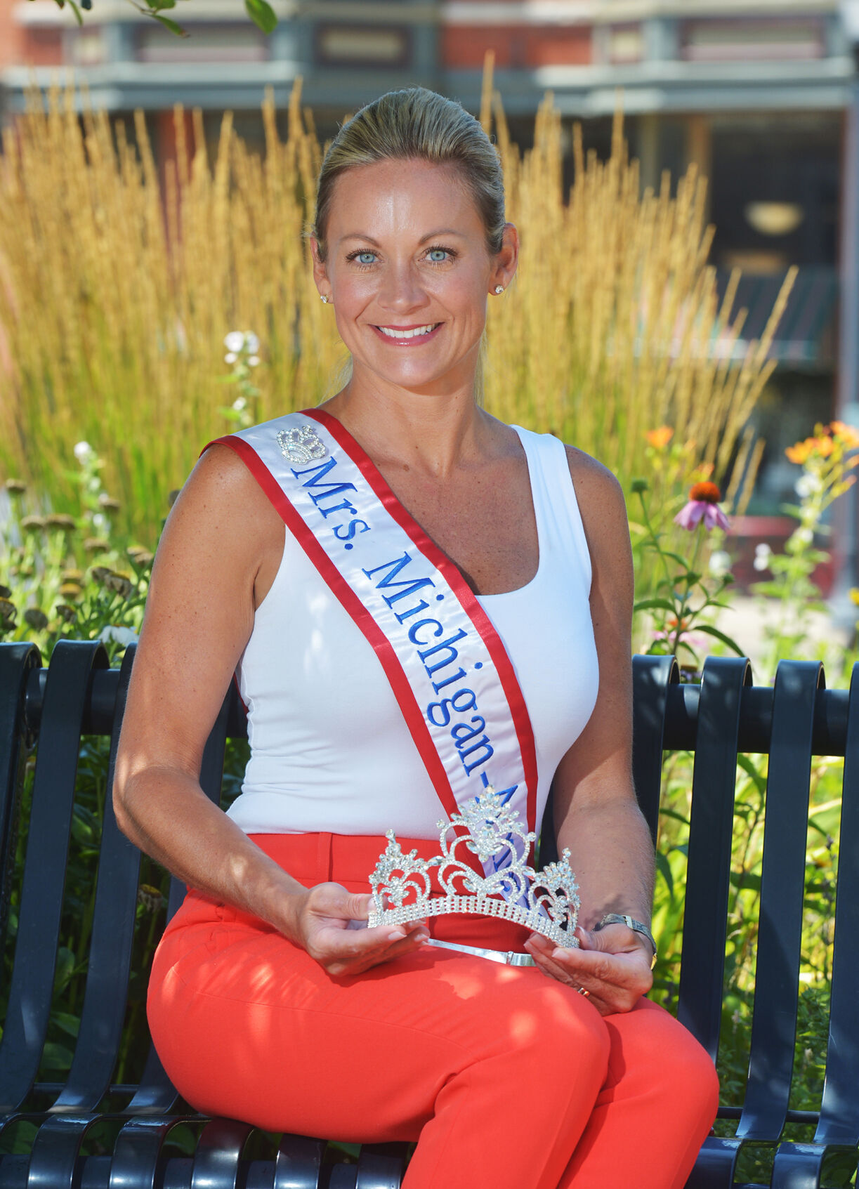 St. Joseph woman preps to compete for Mrs. American pageant | St