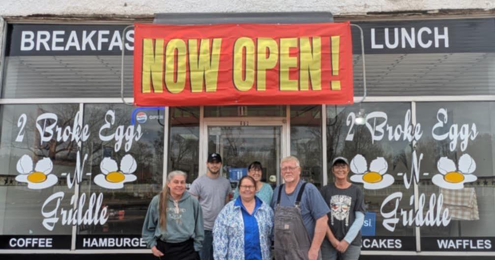 Dougan&rsquo;s 2 Broke Eggs-N-Griddle opens in Niles