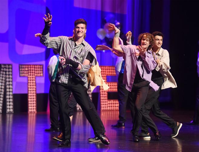 Lakeshore junior Nathan Hawks named Mr. Blossomtime News