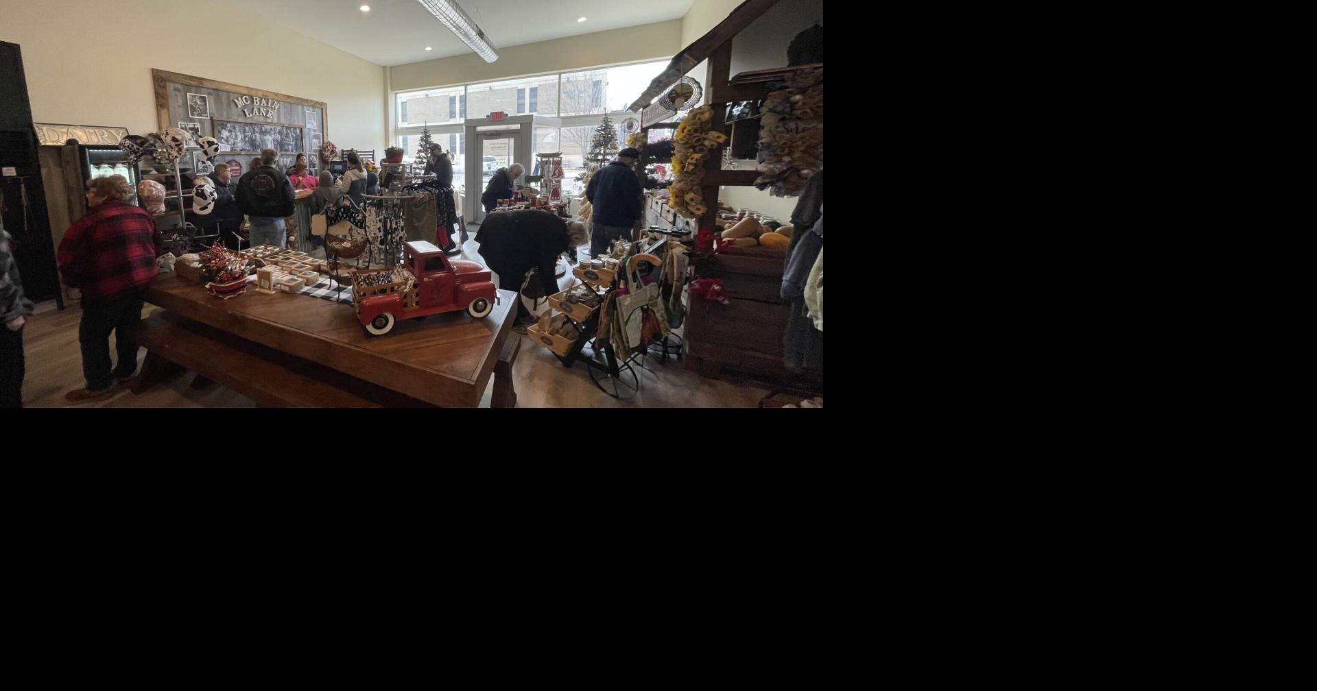 Buchanan shared retail space holds ribbon cutting