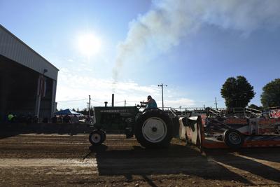 210817-HP-youth-fair-tractor-pulling2-photo.jpg