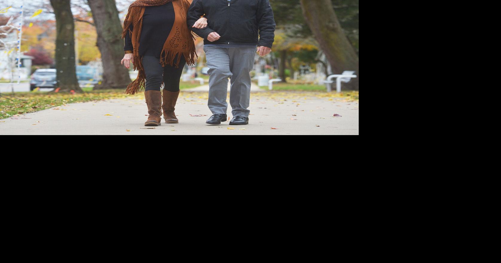 Vietnam veteran reconnects with Donut Dolly in Southwest Michigan