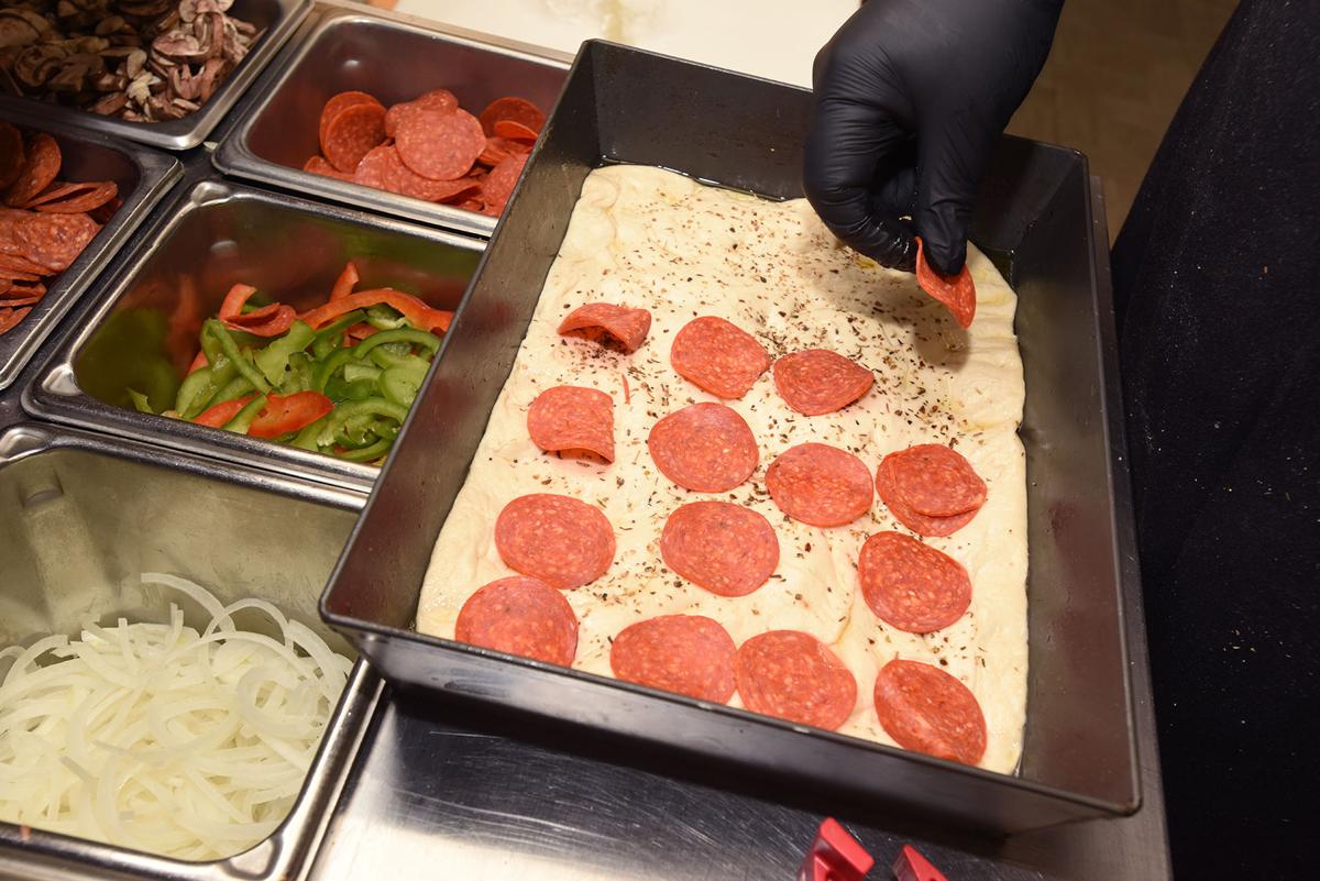 Nardo's Pizza brings social media following into downtown St. Joseph