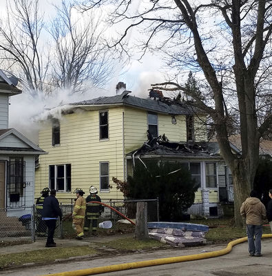 Fire Destroys House In BH | Local News | Heraldpalladium.com