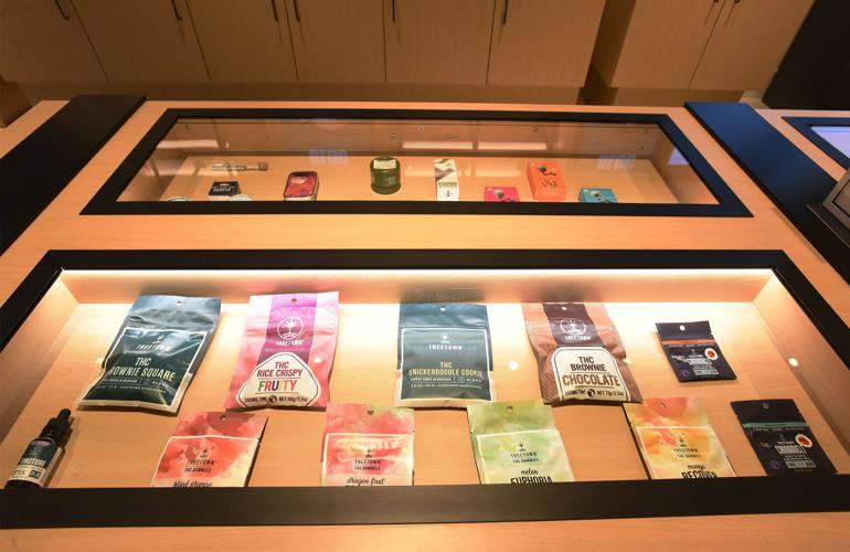 BLOC medical marijuana dispensary opens in Benton Harbor Benton