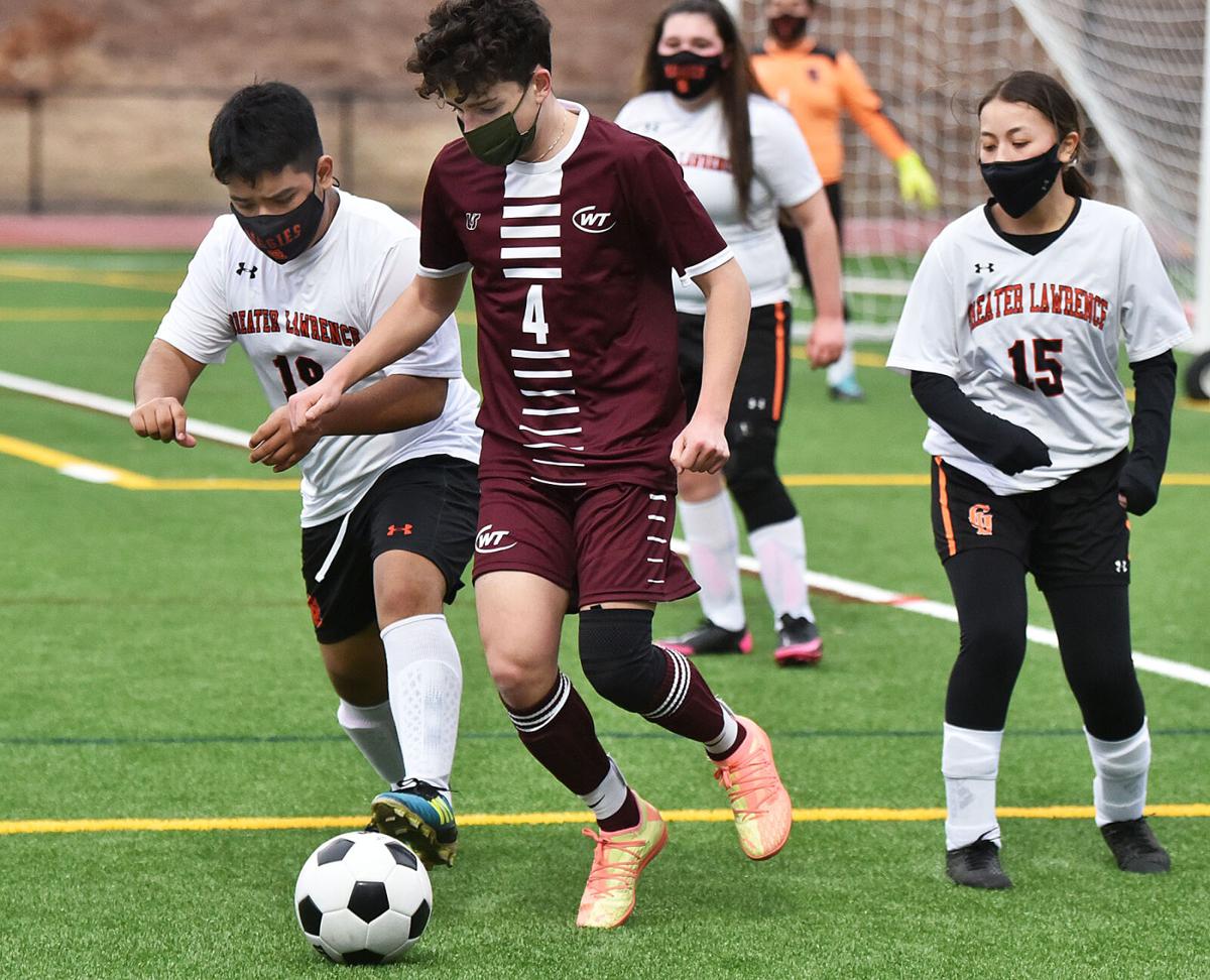 210324_ET_CRU_SOCCER_10.JPG